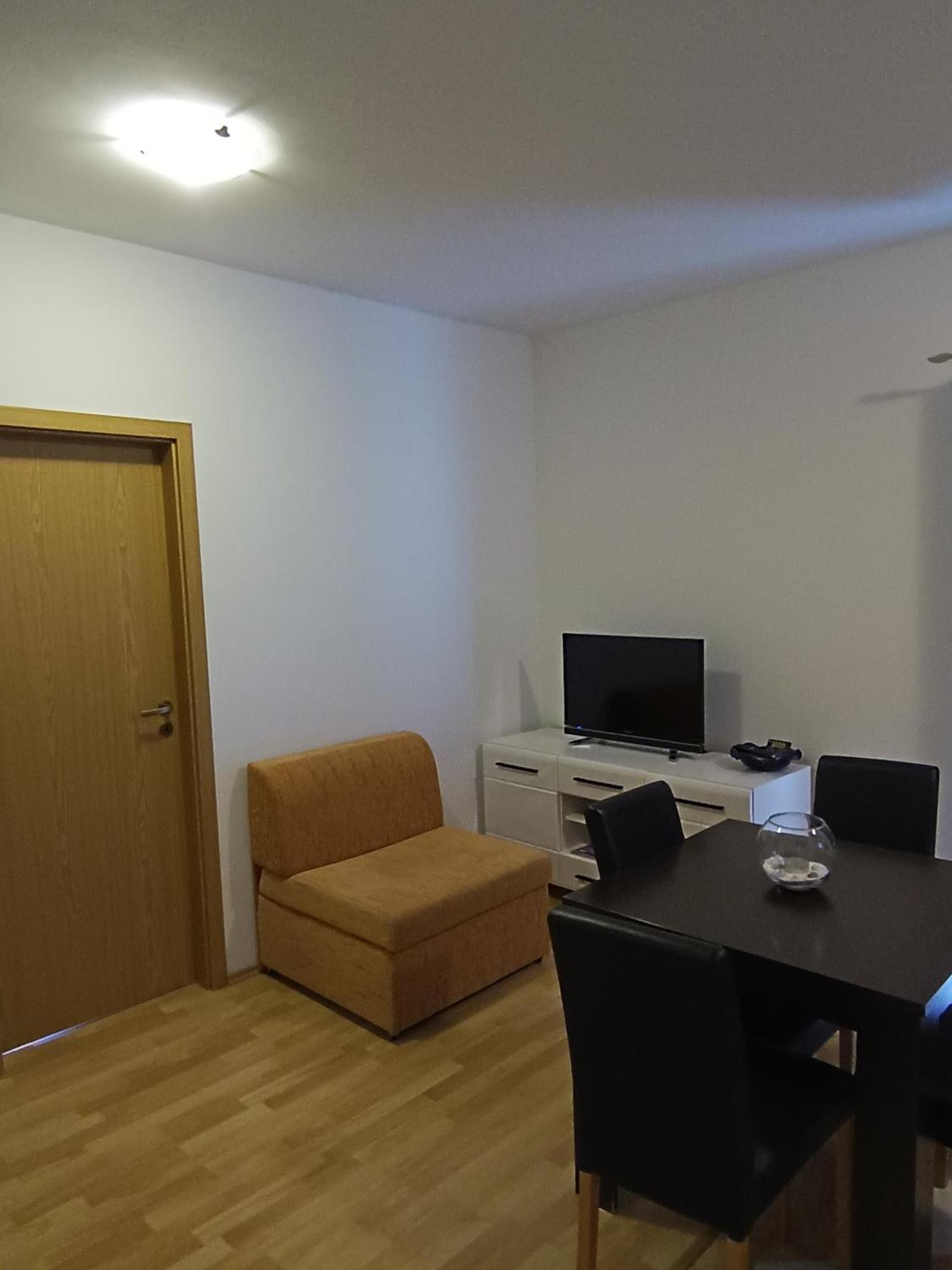 וודיצה Apartments Jonjic מראה חיצוני תמונה
