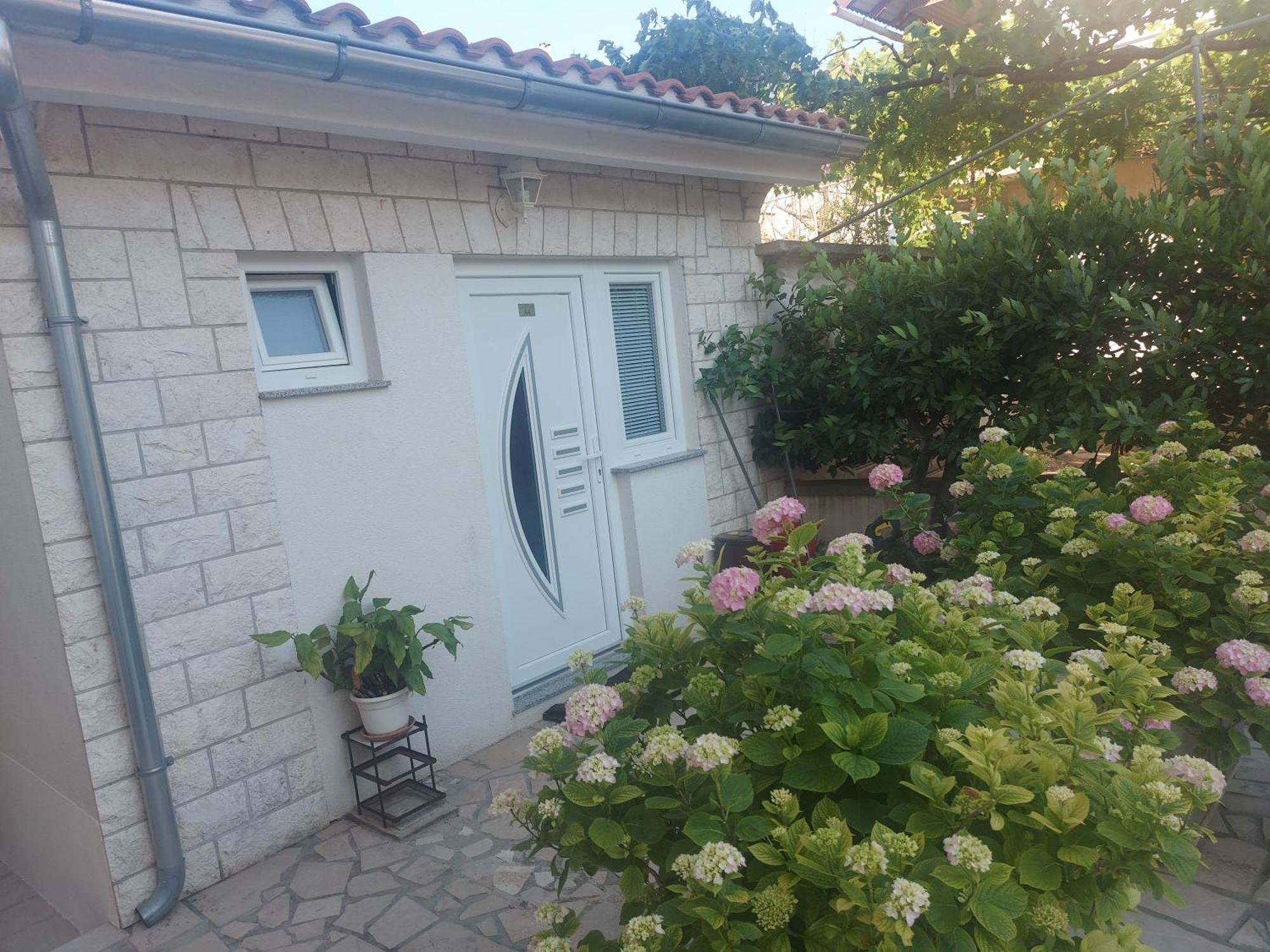 וודיצה Apartments Jonjic מראה חיצוני תמונה
