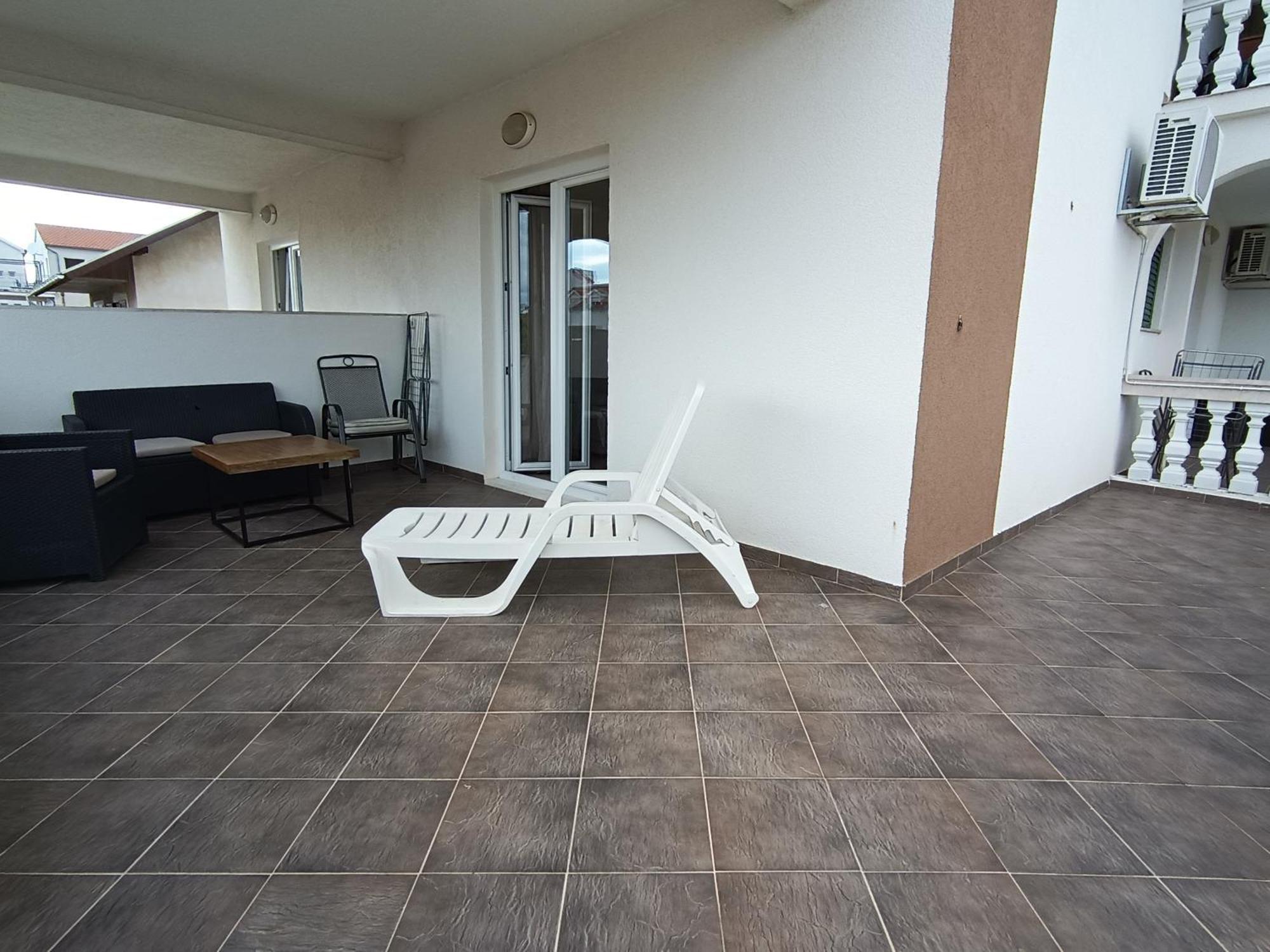 וודיצה Apartments Jonjic מראה חיצוני תמונה