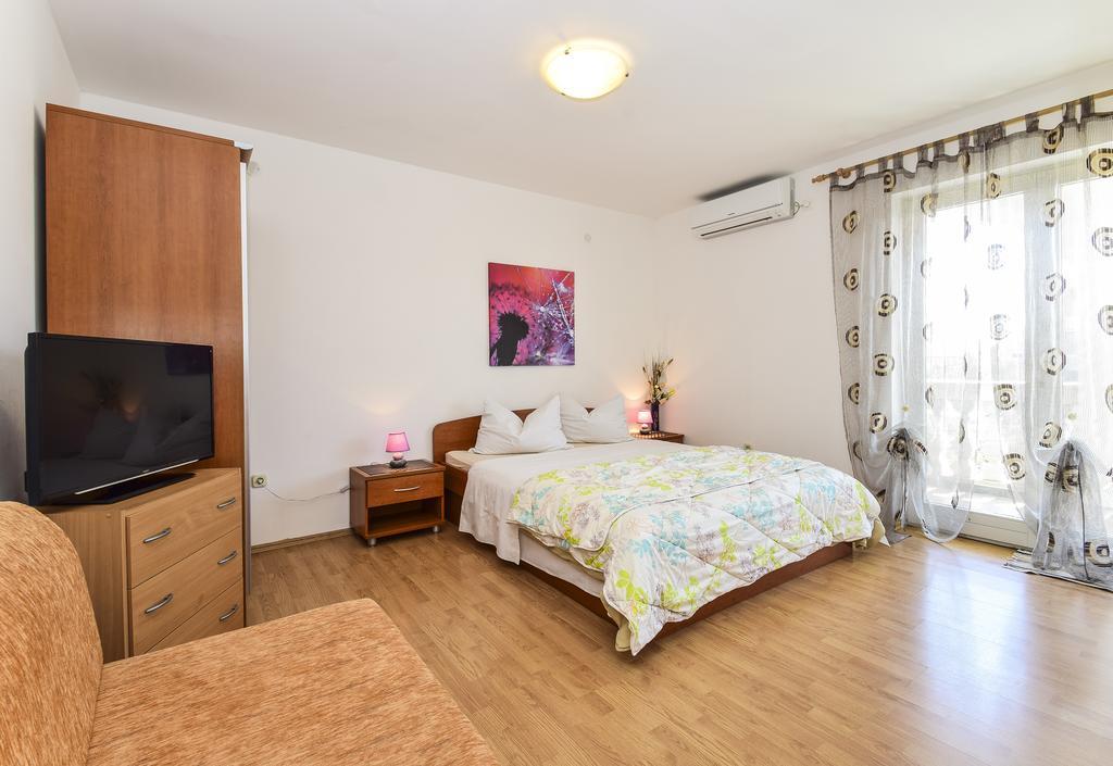 וודיצה Apartments Jonjic מראה חיצוני תמונה