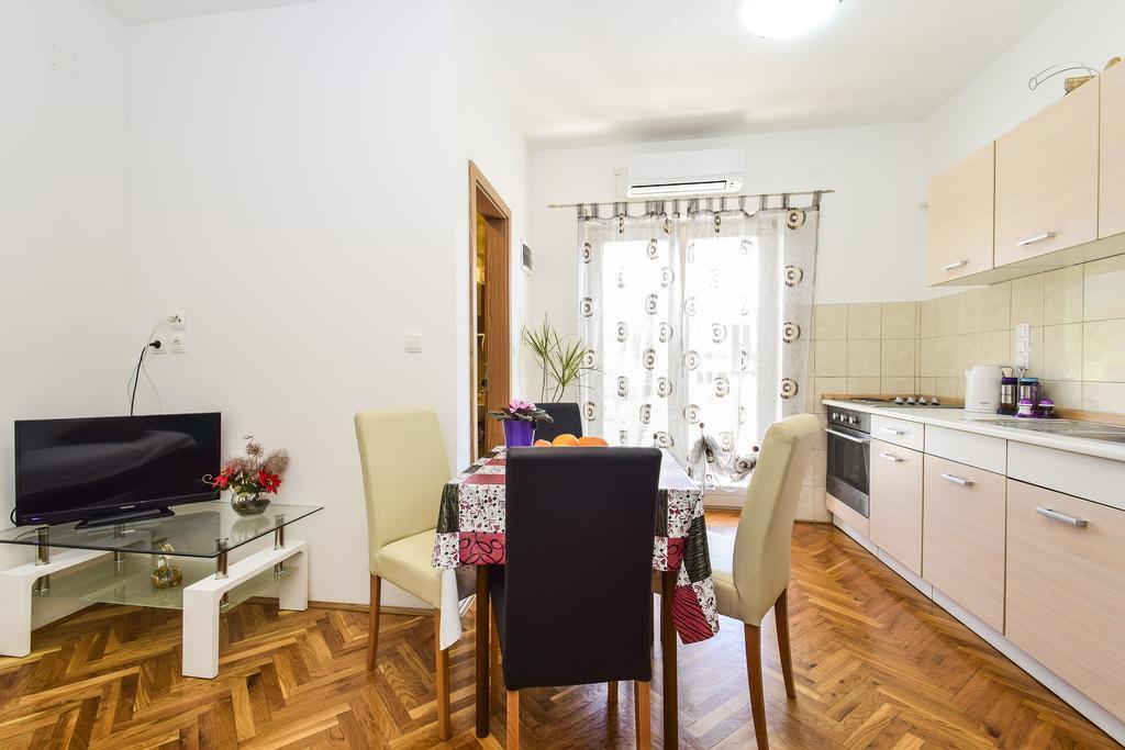 וודיצה Apartments Jonjic מראה חיצוני תמונה